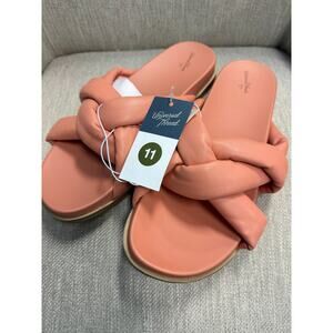 NWT Ladies Universal Thread Coral Cosette Padded Slide Sandals - Size 11